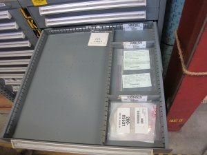 STANLEY VIDMAR HEAVY DUTY 12-DRAWER PARTS CABINET W/ CONTENTS (W-50) LOADING & HANDLING FEE $25-